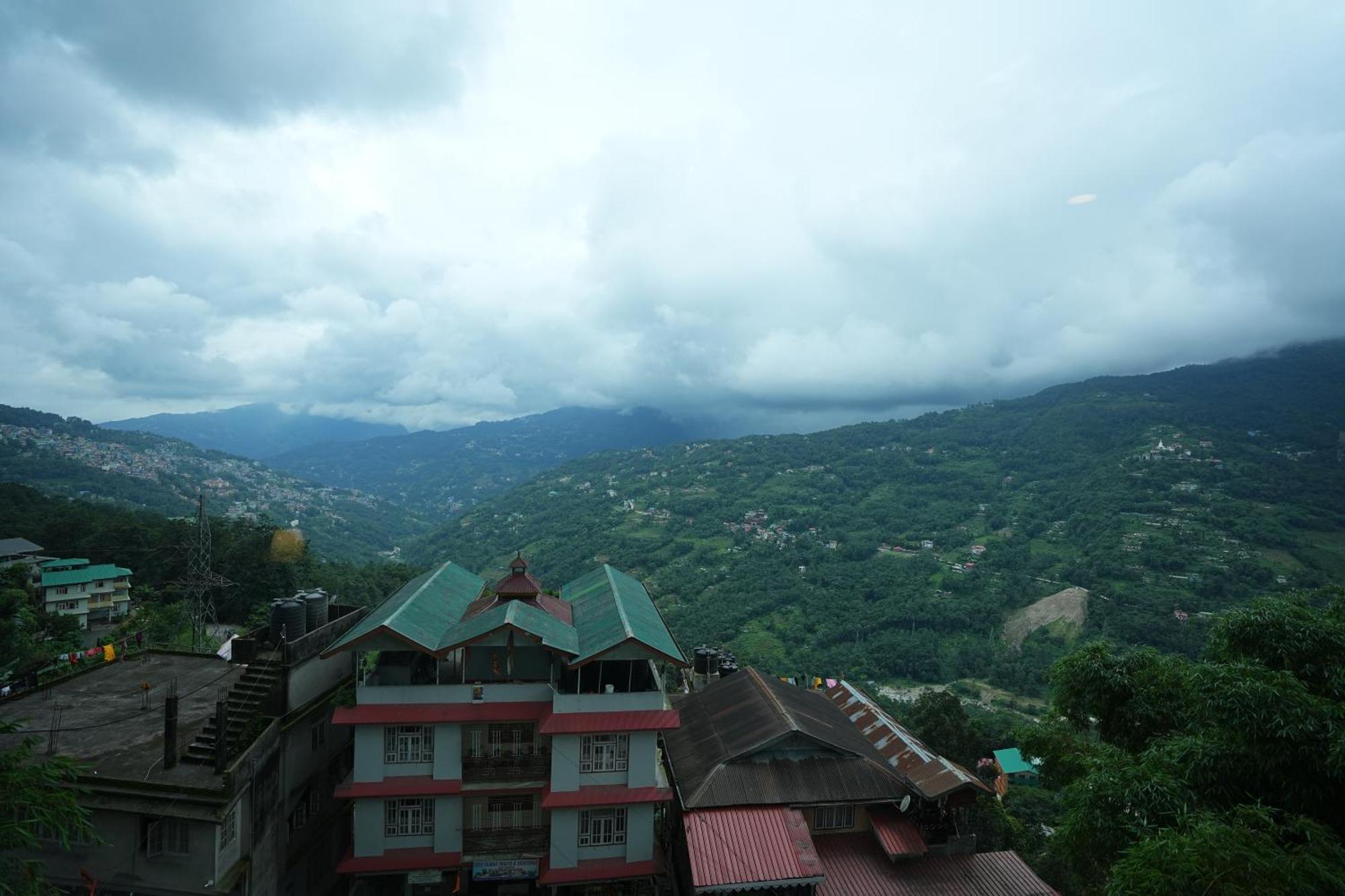 Cilantro Comfort Gangtok Buitenkant foto